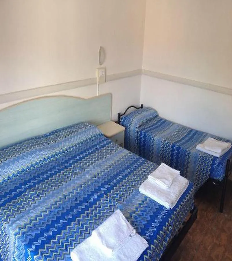 ***  Hotel Carol Cesenatico Italia